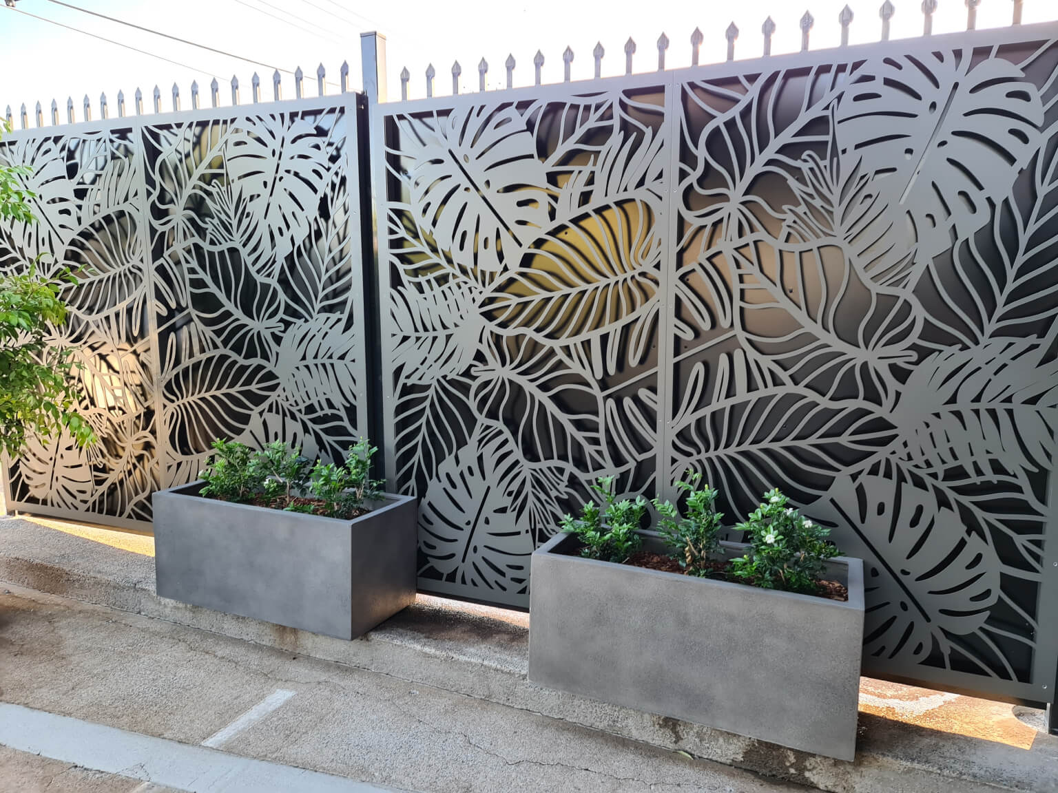 decorative metal fabrication in Dubai