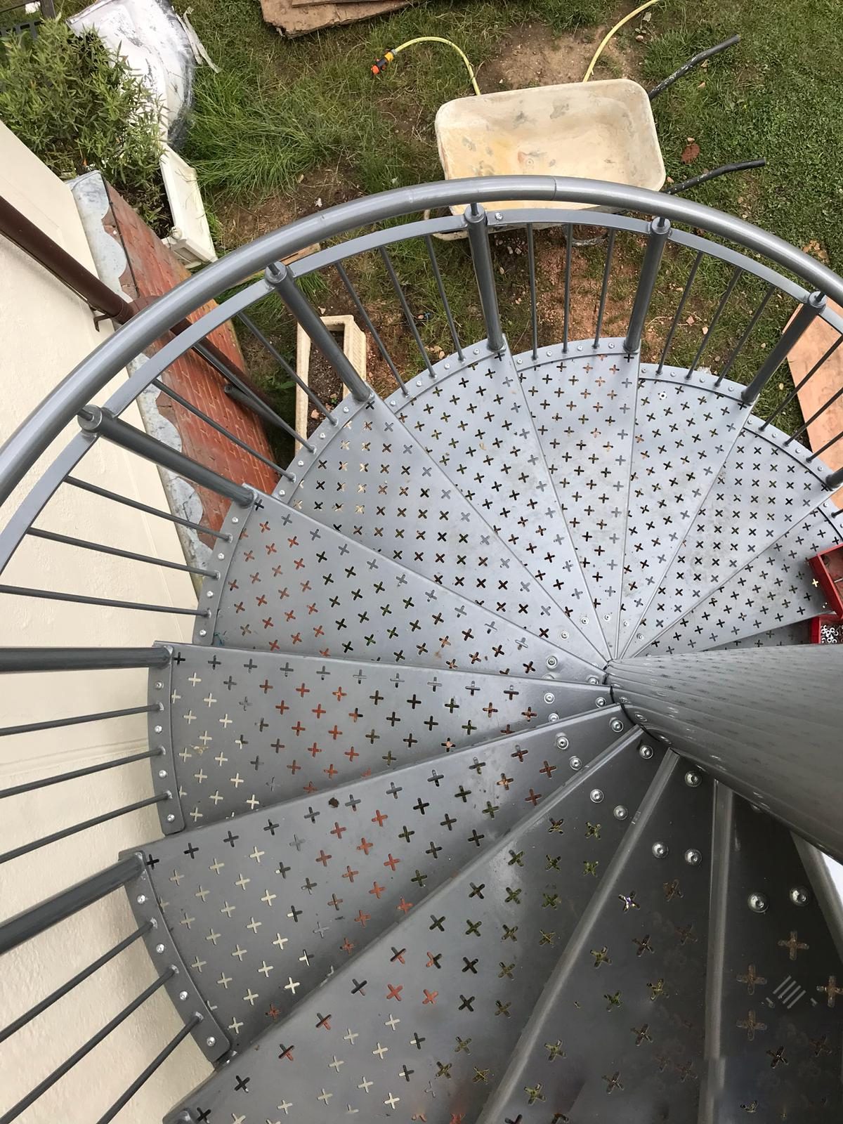 spiral staircase fabrication sharjah and Ajman